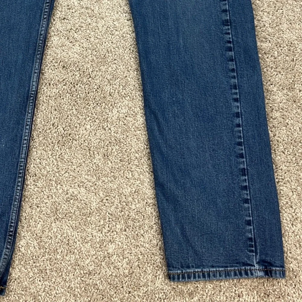 Levi's Jeans Mens 38x32 Medium Wash Straight Leg Flat Front 5 Pocket Denim Twill